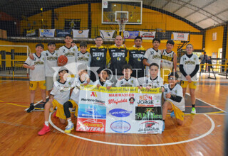 Caupolicán metió triplete de victorias en formativas ante Ambalab y Pinedo Central en la Asociación del Sudoeste 22