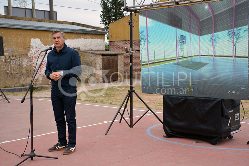 Zdero Anunció el nuevo microestadio para el CEF Nº 8: una obra histórica que arranca en los próximos días - Quitilipi.com.ar Anuncio del Gobernador Leandro Zdero que garantiza la realización de la obra