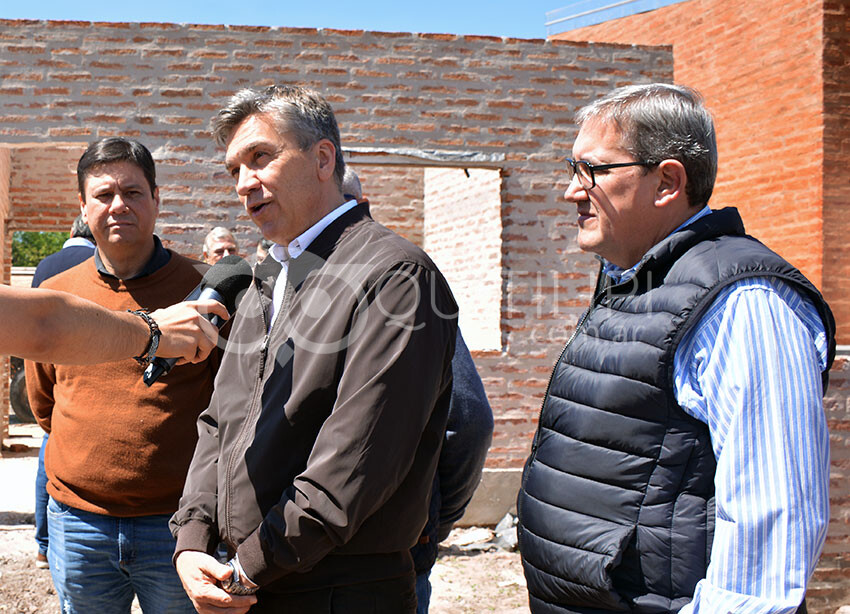 Zdero entregó 6 viviendas en Quitilipi y anunció el inicio de nuevas obras habitacionales 18