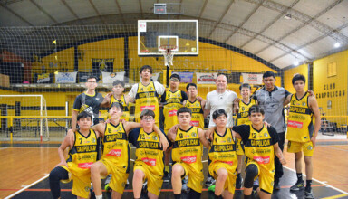 Caupolicán barrió: triunfazo de la U15 para salir a flote y punta de los más chicos 19