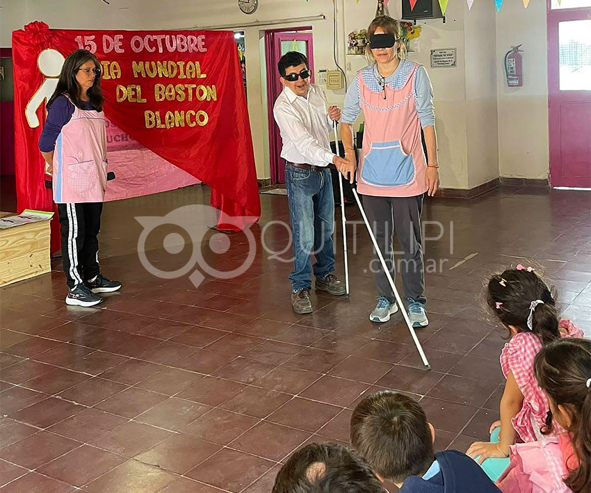 Emotiva jornada de sensibilización sobre discapacidad visual en el Jardín Nº4 por el "Día del Bastón Blanco" - Quitilipi.com.ar Emotiva jornada de sensibilización sobre discapacidad visual en el Jardín Nº4 por el "Día del Bastón Blanco" 24