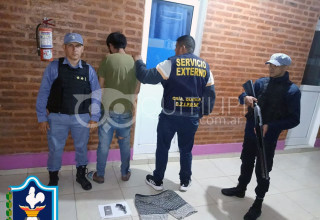 Las cámaras lo delataron: cayó el ladrón que robó un arma y cigarrillos en un comercio céntrico 18